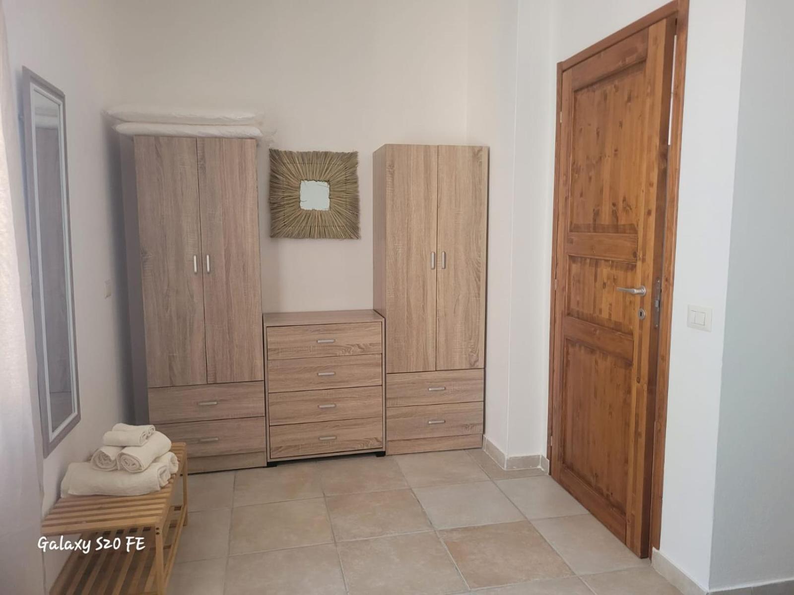 Residenza Degli Ulivi Lägenhet Olbia Exteriör bild